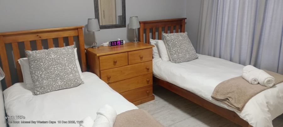 To Let 2 Bedroom Property for Rent in Diaz Beach Western Cape